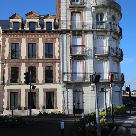 Nid Douillet A 30 Metres De La Grande Plage De Houlgate - Residence La Vague - Luaran gambar