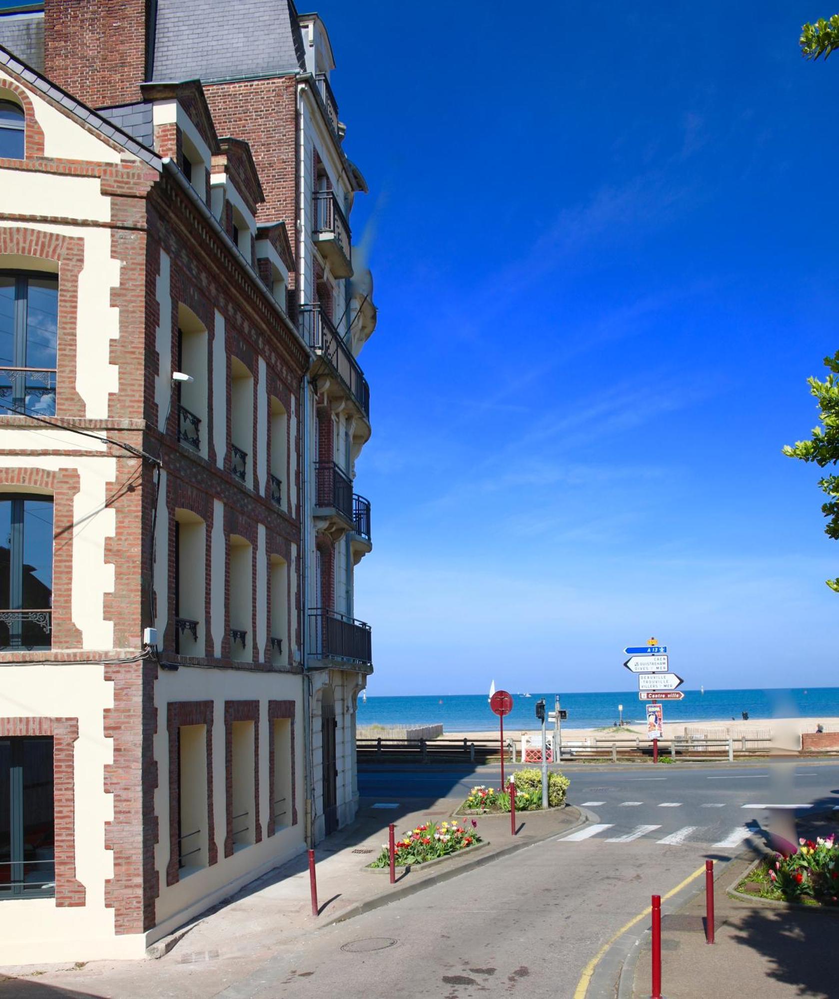 Nid Douillet A 30 Metres De La Grande Plage De Houlgate - Residence La Vague - Luaran gambar
